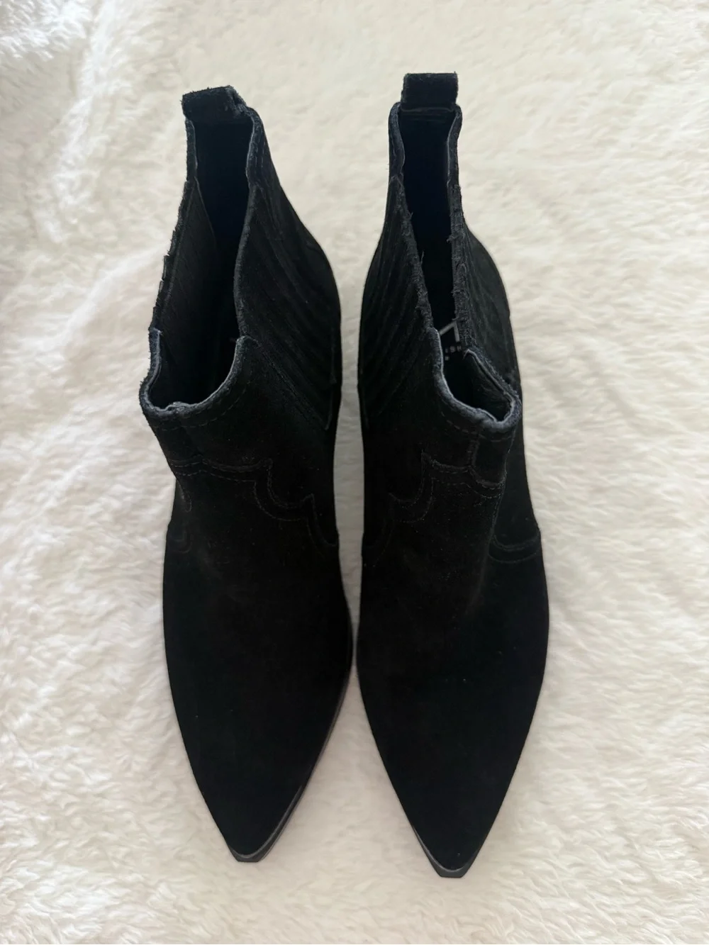 Marc Fisher sleek black